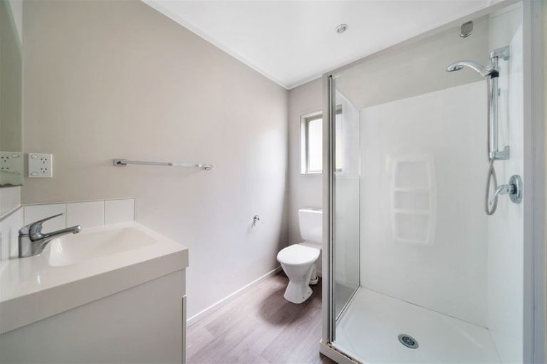 Photo of property in 56 Makora Road, Massey, Auckland, 0614