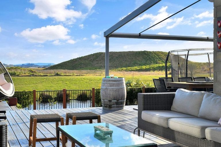 Photo of property in 9 Senecio Way, Papamoa Beach, Papamoa, 3118