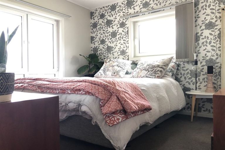 Photo of property in 1/84 Rosier Road, Glen Eden, Auckland, 0602