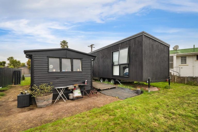 Photo of property in 10 Poland Street, Paeroa, 3600