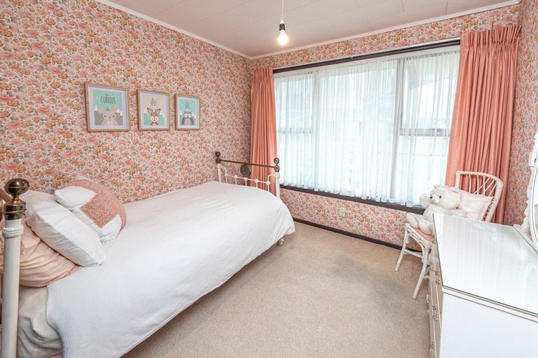 Photo of property in 17 Karamu Street, Tawhero, Whanganui, 4501