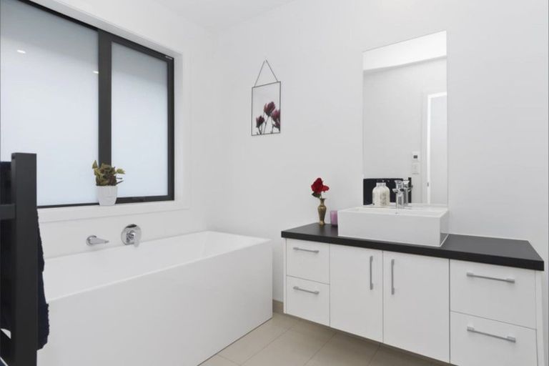 Photo of property in 11 Farrier Street, Papamoa, 3118