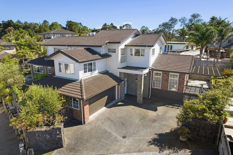 Photo of property in 74 Travis View Drive, Fairview Heights, Auckland, 0632