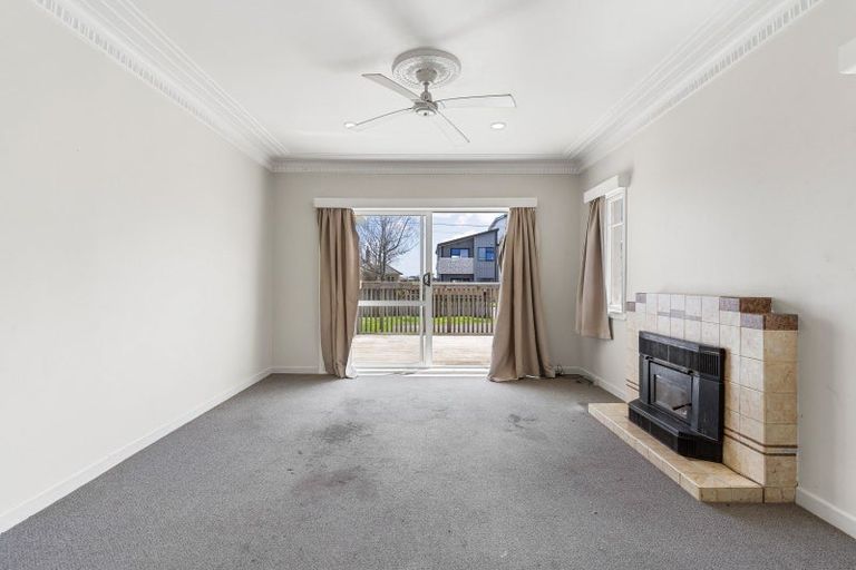 Photo of property in 31 Clevedon Road, Papakura, 2110