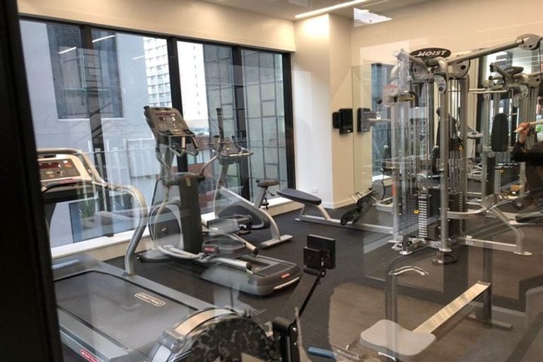 Photo of property in 8a Albany Highway, Greenhithe, Auckland, 0632