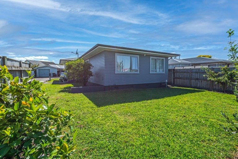 Photo of property in 31 Karamea Crescent, Kelvin Grove, Palmerston North, 4414