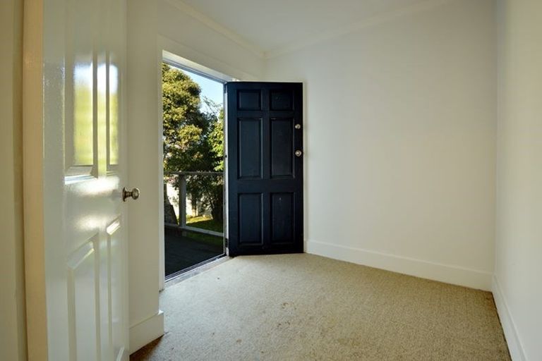 Photo of property in 5 Beatty Avenue, Manurewa, Auckland, 2102