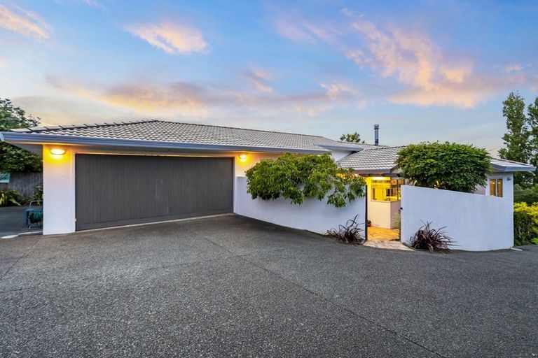 Photo of property in 17a Beach Road, Manly, Whangaparaoa, 0930