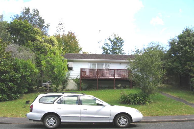 Photo of property in 50 Salamanca Road, Sunnynook, Auckland, 0620