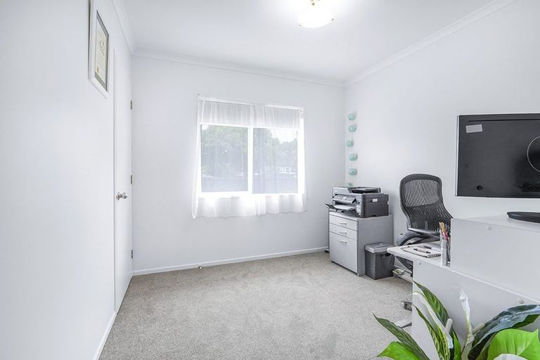 Photo of property in 11a Mahana Road, St Andrews, Hamilton, 3200