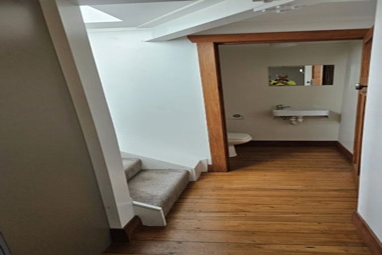 Photo of property in 58 Wilson Street, Newtown, Wellington, 6021