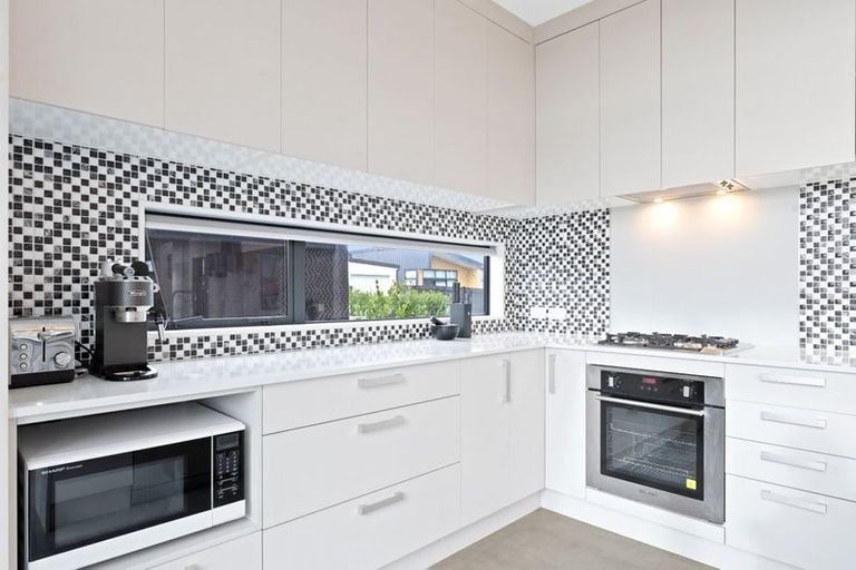 Photo of property in 47 Battalion Drive, Papakura, 2110