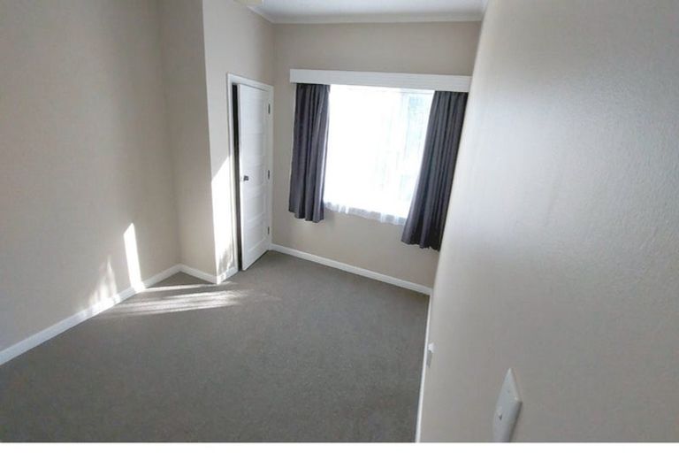 Photo of property in 4/120 Waiwhetu Road, Waterloo, Lower Hutt, 5011