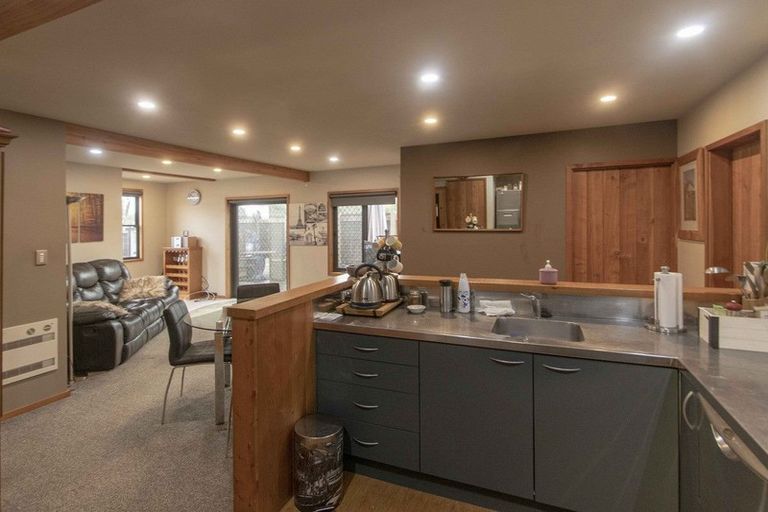 Photo of property in Hastings Gospel Hall, 17/2a Hillsbrook Place, Havelock North, 4130