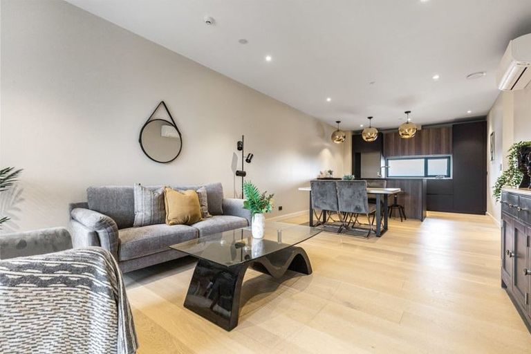 Photo of property in 306/28 Killarney Street, Takapuna, Auckland, 0622