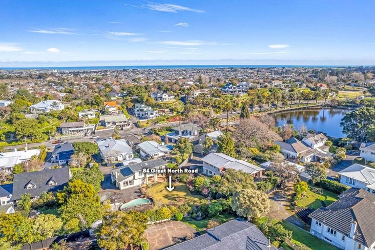 Photo of property in 84 Great North Road, Saint Johns Hill, Whanganui, 4500