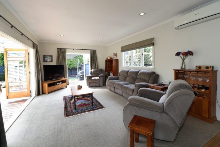 Photo of property in 212 Wolseley Street, Mayfair, Hastings, 4122