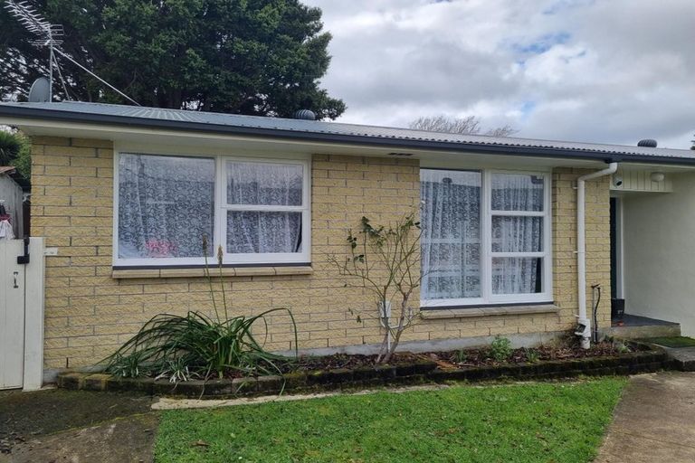 Photo of property in 1/17a Miro Street, Trentham, Upper Hutt, 5018
