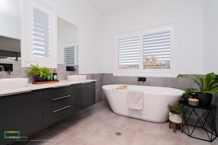 Photo of property in 89 Rangitahi Road, Raglan, 3225