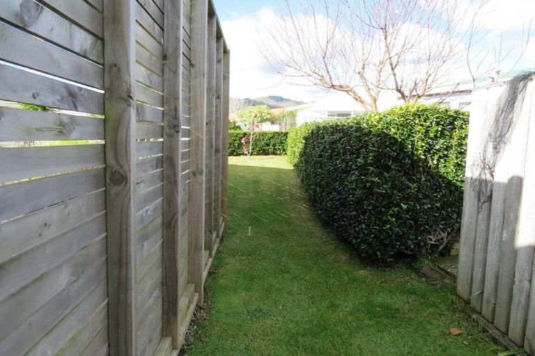 Photo of property in 4 Allman Drive, Coromandel, 3506