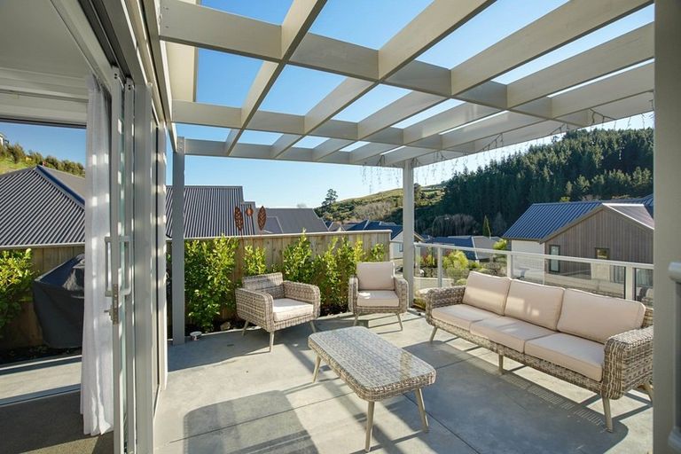 Photo of property in 16 Village Lane, Stoke, Nelson, 7011