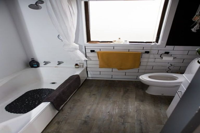 Photo of property in 8a Tarawera Road, Johnsonville, Wellington, 6037