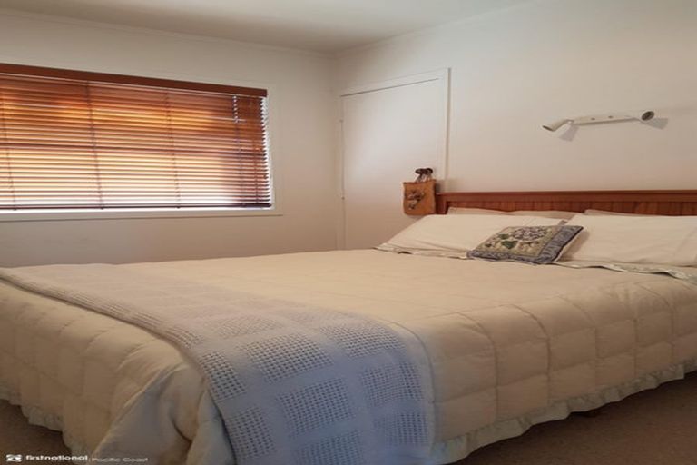 Photo of property in 10 Wallnutt Avenue, Waihi Beach, 3611