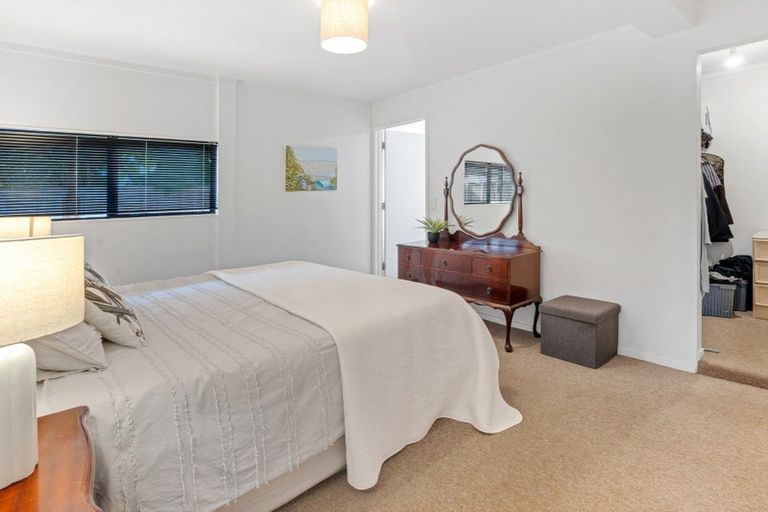 Photo of property in 3 Hattaway Avenue, Bucklands Beach, Auckland, 2012