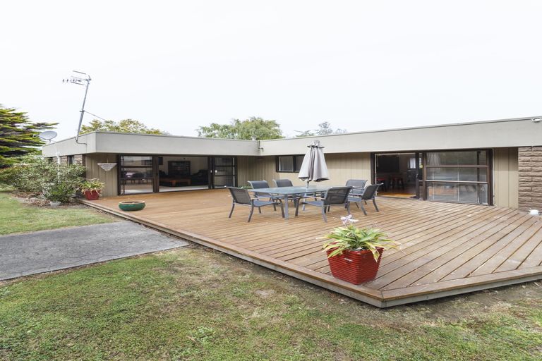 Photo of property in 32 Humphries Place, Awapuni, Palmerston North, 4412