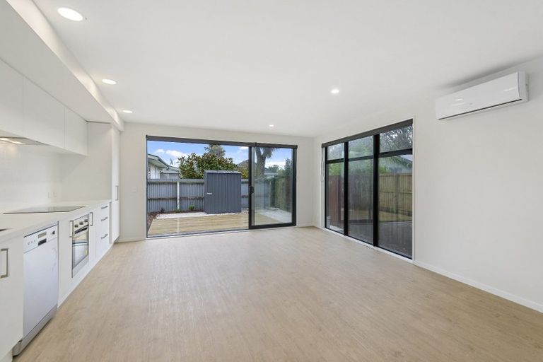 Photo of property in 3/61 Marshland Road, Shirley, Christchurch, 8061