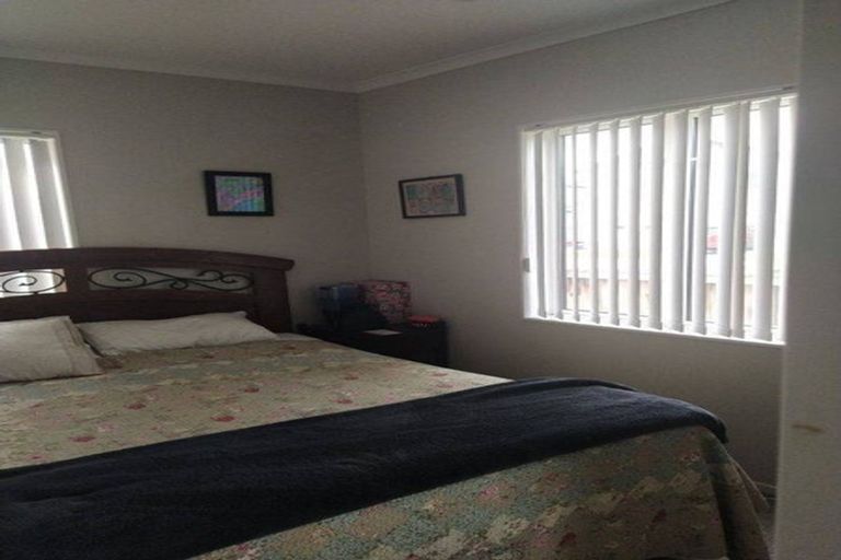 Photo of property in 28 Saddleback Crescent, Papakura, 2110