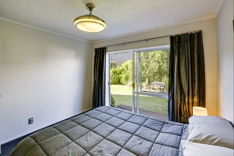 Photo of property in 8 Lennon Grove, Havelock North, 4130