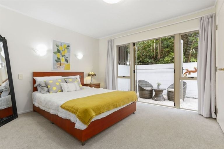 Photo of property in 2/23 Commodore Parry Road, Castor Bay, Auckland, 0620