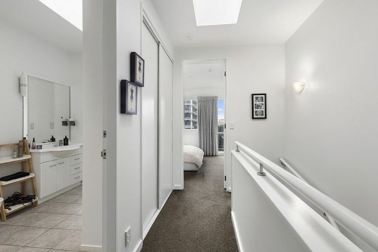 Photo of property in De Vere Apartments, 1/23 Tennyson Street, Te Aro, Wellington, 6011