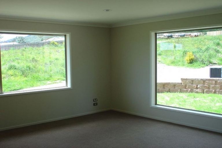 Photo of property in 112 Milton Terrace, Picton, 7220