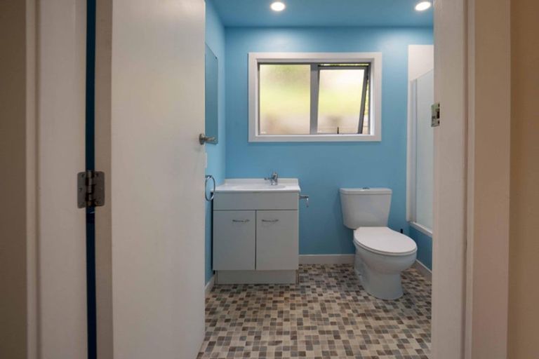 Photo of property in 14a Trinidad Crescent, Grenada Village, Wellington, 6037