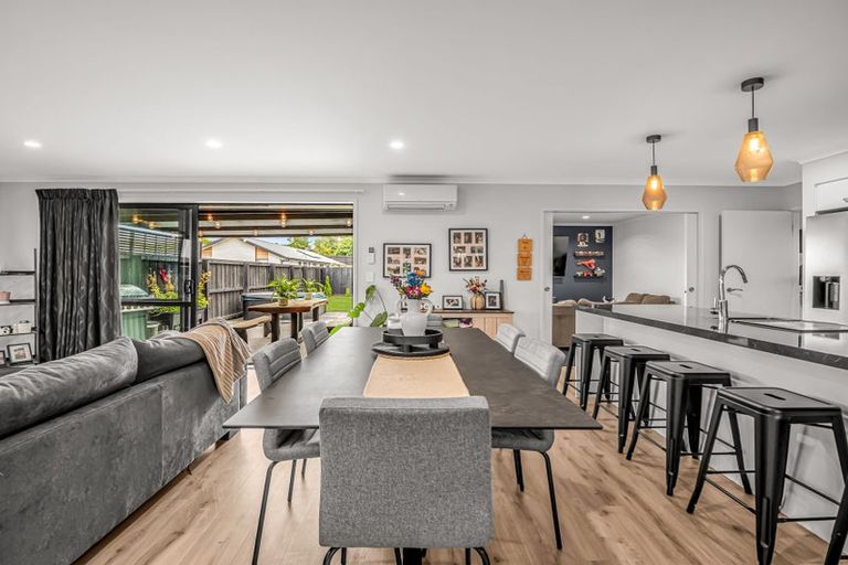 Photo of property in 6 Joy Place, Rolleston, 7614