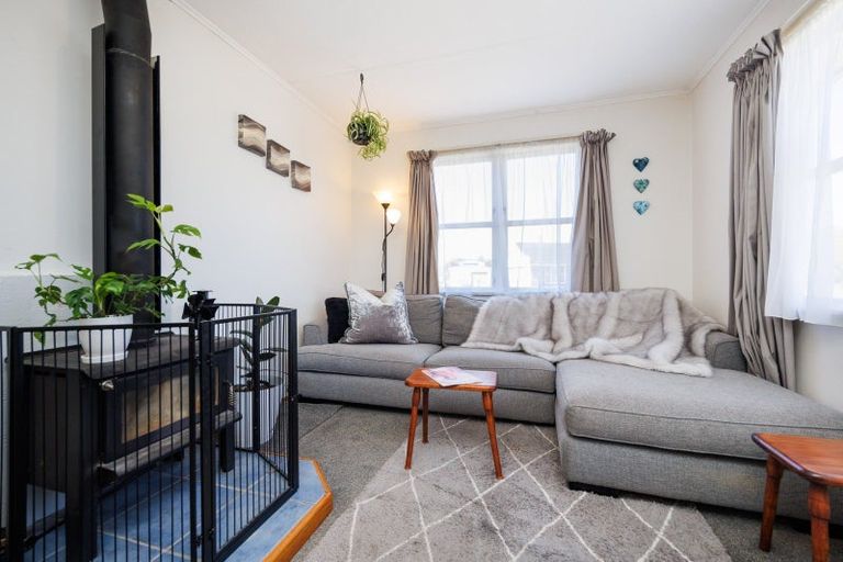 Photo of property in 42 Owen Street, Bunnythorpe, Palmerston North, 4481