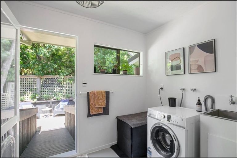 Photo of property in 76 Khandallah Road, Ngaio, Wellington, 6035