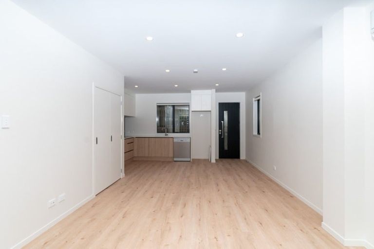 Photo of property in 4/56 Salisbury Road, Birkdale, Auckland, 0626