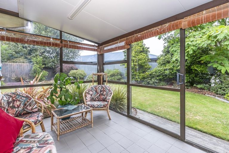 Photo of property in 10a Geraldo Place, Russley, Christchurch, 8042