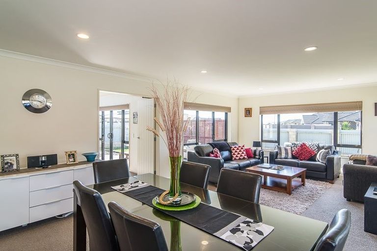 Photo of property in 65 Kotuku Drive, Paraparaumu Beach, Paraparaumu, 5032