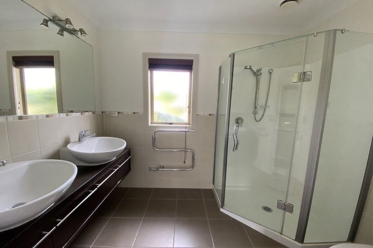 Photo of property in 58 English Oak Drive, Schnapper Rock, Auckland, 0632