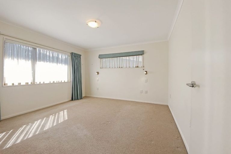 Photo of property in Redwood Village, 31/42 Main Road, Tawa, Wellington, 5028