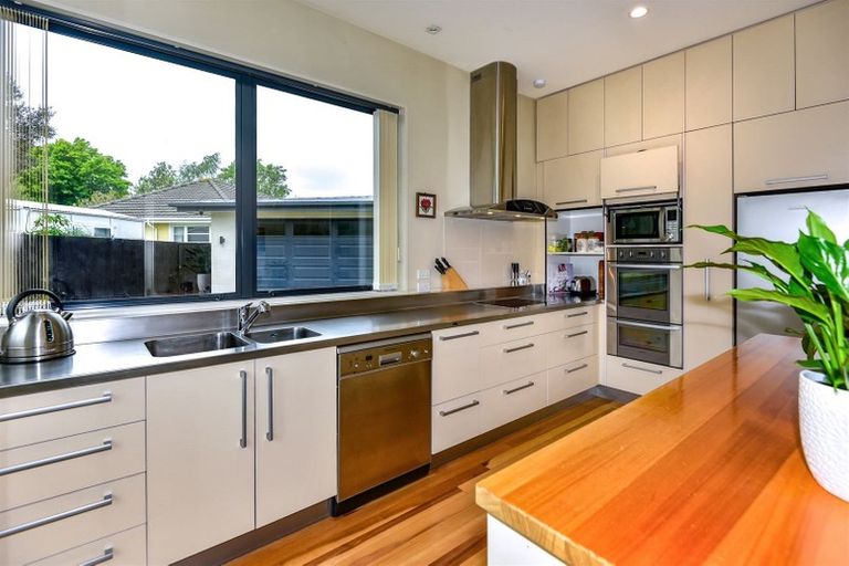 Photo of property in 51 Kirkwood Avenue, Upper Riccarton, Christchurch, 8041