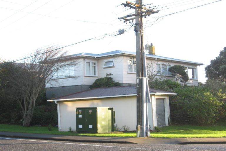 Photo of property in 32 Wharemauku Road, Raumati Beach, Paraparaumu, 5032