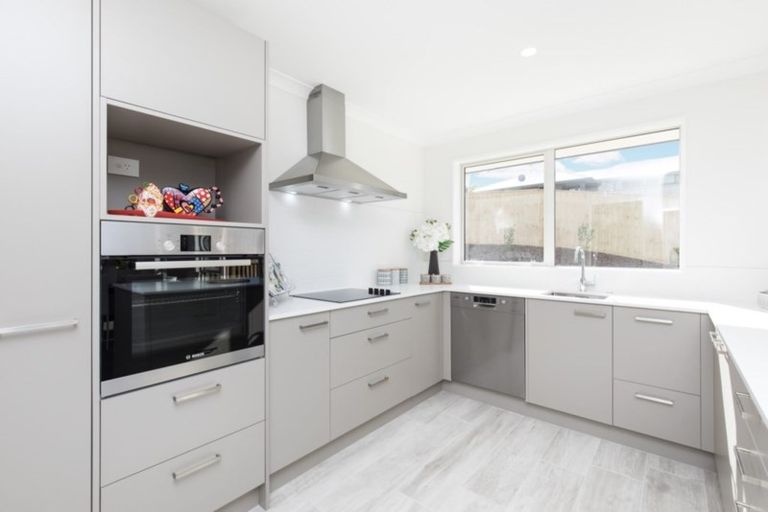 Photo of property in 73 Valley Road, Pukekohe, 2120