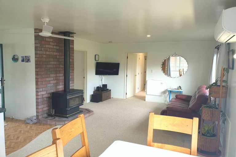 Photo of property in 6 Allman Drive, Coromandel, 3506