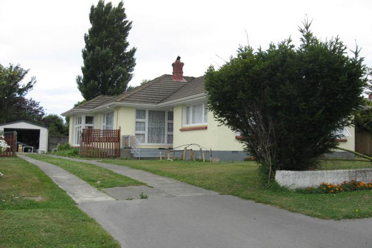 Photo of property in 17 Renfrew Street, Upper Riccarton, Christchurch, 8041