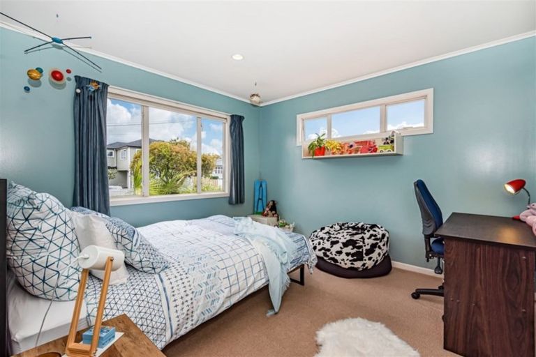 Photo of property in 22 David Street, Bayswater, Auckland, 0622